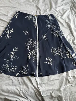 Lauren Ralph Lauren Women’s 100% Silk Monte Carlo Floral Skirt Midi Large Navy thumbnail 9