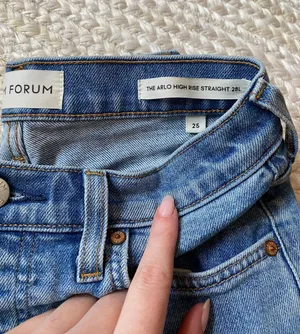 Jeans thumbnail 2