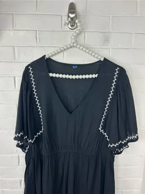 Old Navy Black Embroidered Stitched Casual Summer Dress Size XL thumbnail 3