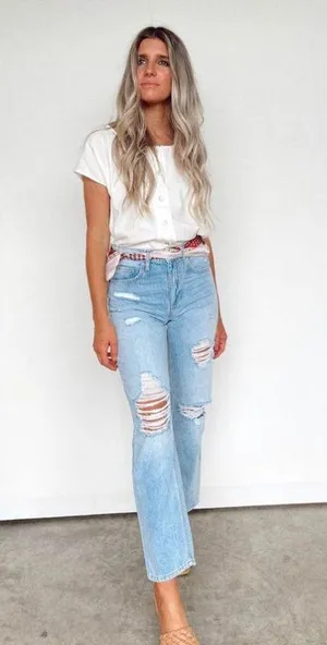 Vestique Straight Leg Jeans thumbnail 1
