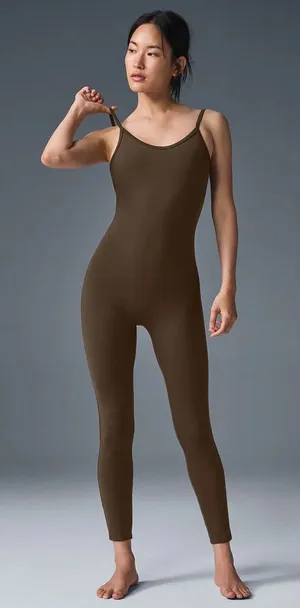 Alo yoga Airbrush One And Done thumbnail 1