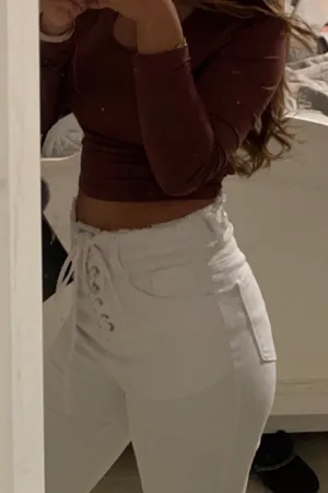 Shein White Lace-Up Flare High-Waisted Front Jeans thumbnail 2