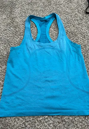 Lululemon Tank Top thumbnail 1
