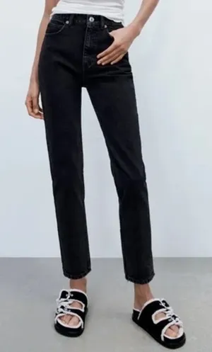 Zara Mom Jeans Womens 4 Black High Rise Straight Rigid Clean Girl Minimalist thumbnail 1