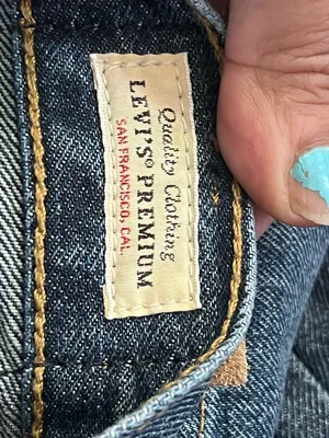 Levi’s Premium Baggy Dad Straight Leg Jeans thumbnail 10