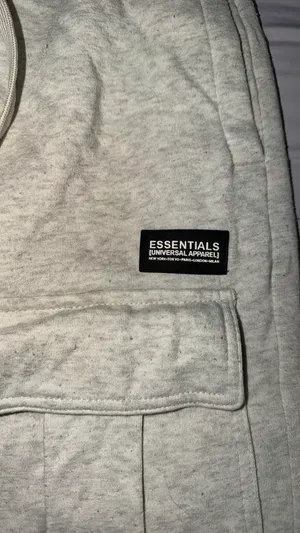 Essential sweatpants thumbnail 3