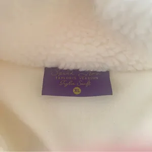 taylor swift fleece thumbnail 4