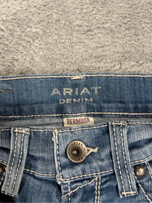 Ariat Denim Blue Distressed Denim Jean Bermuda Skirt 26R thumbnail 2