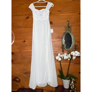 NWT Lulus Magical Magnetism White Off-the-Shoulder Maxi Dress Bridal Wedding M thumbnail 2