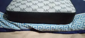 Michael Kors Purse Crossbody thumbnail 3