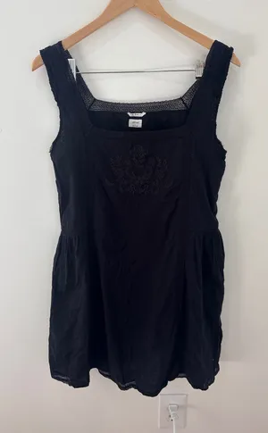 Wilfred Aritzia‎ La Boheme Black Embroidered Crochet Lace Mini Dress Womens L thumbnail 1