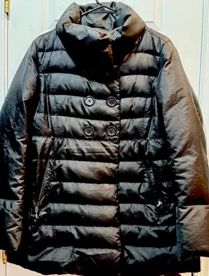 Ann Taylor LOFT Women's Black Double Breasted Puffer Jacket Size M thumbnail 1