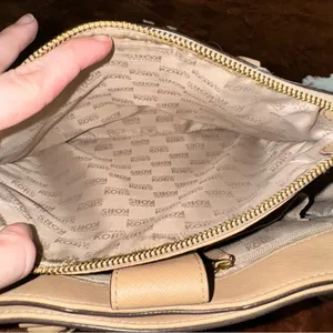 Michael Kors Selma Medium Top Zip Satchel Bag Blossom thumbnail 4