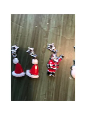 Avon Vintage Christmas Charm Bracelet Pieces Santas and Snowman thumbnail 3