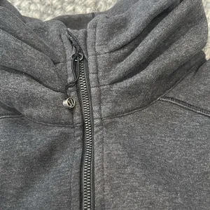 Lululemon Gray Zip Up Scuba Define Sweatshirt No Hood Size 6 thumbnail 10
