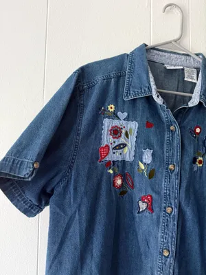 Vintage Bobbie Brooks Embroidered Button Down Denim Shirt Floral XL thumbnail 4