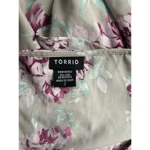 Torrid Women 2X Pink Floral‎ Flutter Sleeve Georgette Gray Shirt Boho Feminine thumbnail 4