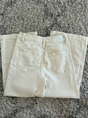 Hidden Jeans High-Rise Wide Leg Jeans thumbnail 2