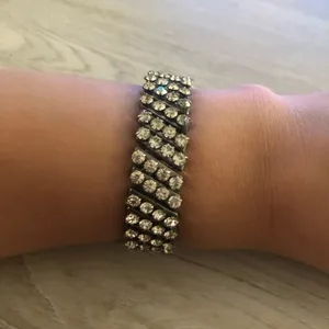 Vintage 4 Row Rhinestone Stretchy Bracelet thumbnail 3