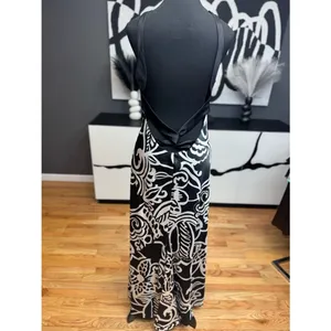 Betsy & Adam Black White Floral Halter Maxi Dress Women's Size 14 EUC Formal thumbnail 2