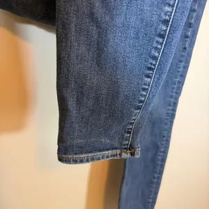 Gap True Skinny High Rise Denim Indigo Destroy Wash Jeans Womens 31 Long thumbnail 4