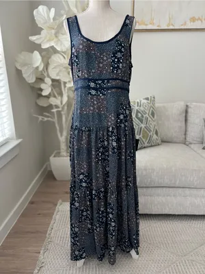 Lulu's Crush Season Navy Blue Floral Quilt Patchwork Print Scoop-Neck Maxi Dress thumbnail 2