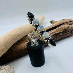 Moonstone & Onyx Sterling Silver Plated Statement Ring Size 6 thumbnail 3