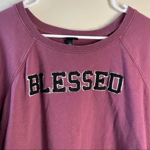Torrid blessed graphic crewneck women’s sweater plum purple fall warm‎ size 1 thumbnail 2