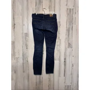 Abercrombie & Fitch Women’s Size 4 Stretch Dark Wash Skinny Jeans Denim thumbnail 6