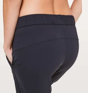 Lululemon On The Fly *23" Black Size 4 thumbnail 5