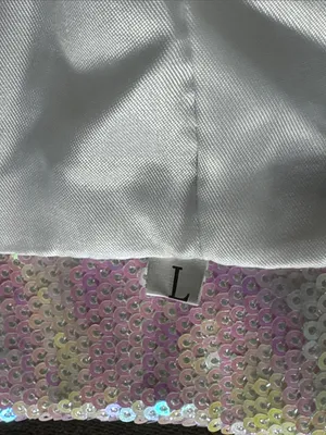 Women’s Iridescent White Sequin Shorts Suit Set Party Festival Size L NWT thumbnail 15