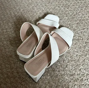 Nasty Gal Kitten Heels thumbnail 2