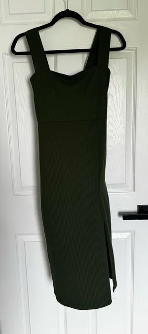 Square Neck Bodycon Midi Dress Green Size M thumbnail 1