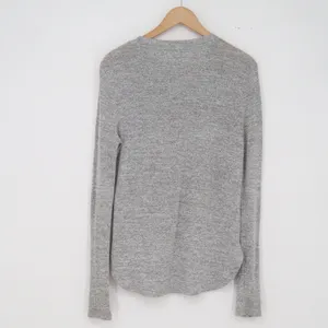 Banana Republic Top Womens XS Luxespun Grey Long Sleeve Curved Hem Excellent thumbnail 3