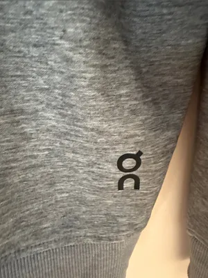 On Cloud Focus Tech Zipped Hoodie thumbnail 4