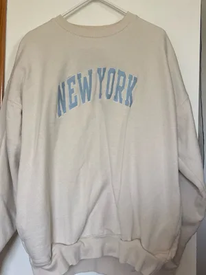 brandy melville NEW YORK Oversized Crewneck Sweatshirt thumbnail 1