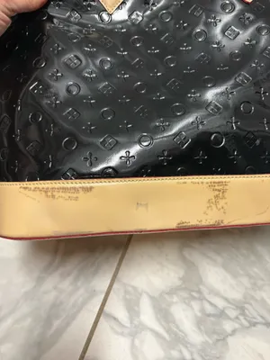 Invece Arcadia Black Patent Dome Handbag. Made in Italy thumbnail 7