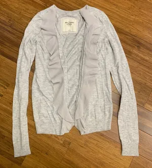 Abercrombie & Fitch Cardigan Womens Size Small‎ Ruffle Front Knit Sweater Gray thumbnail 1