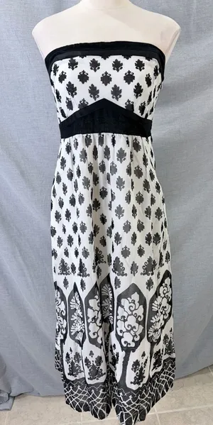 Maeve Anthropologie Black White Damask Medallion Strapless‎ Smocked Midi Dress M thumbnail 1