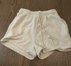 Aeropostale white sweat shorts thumbnail 1