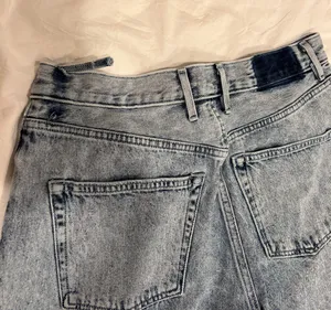 Aritzia  Jeans thumbnail 3