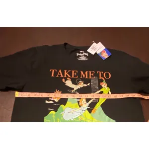 NWT Disney Peter Pan Take Me To Never Land Graphic Tee Black Large L thumbnail 6
