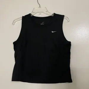 Nike Black Cropped Knit Tank Top Size Medium (8-10) thumbnail 1