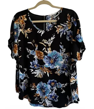 Maurices Womens XL Floral Blouse Black Blue Short Sleeve Zipper Back Top | 0135 thumbnail 1