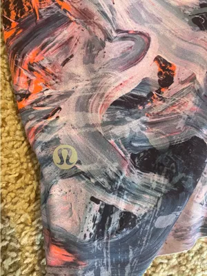 Lululemon Base Pace High-Rise Short 8" thumbnail 5