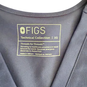 Figs Technical Collection Casma Three Pocket Scrub Top Navy Blue thumbnail 4