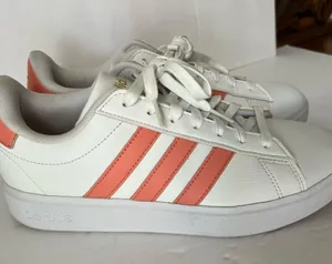 Adidas Grand Court White and Pink Shoes thumbnail 6