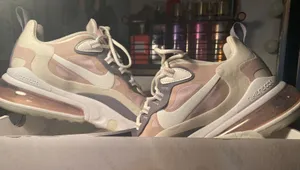 Nike AirMax 270 thumbnail 3
