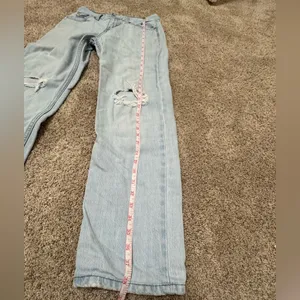 Levi’s Low Pro Straight Jeans Light Wash Distressed Size 25 Women’s thumbnail 5