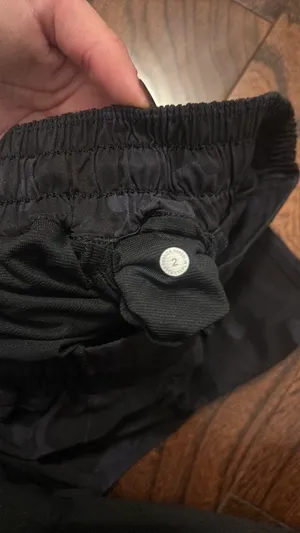 Lululemon Shorts Hotty Hot 2.5" Black Camo High-Rise thumbnail 2